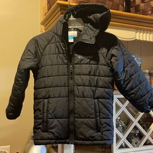 Columbia puffer jackets like new boys XS